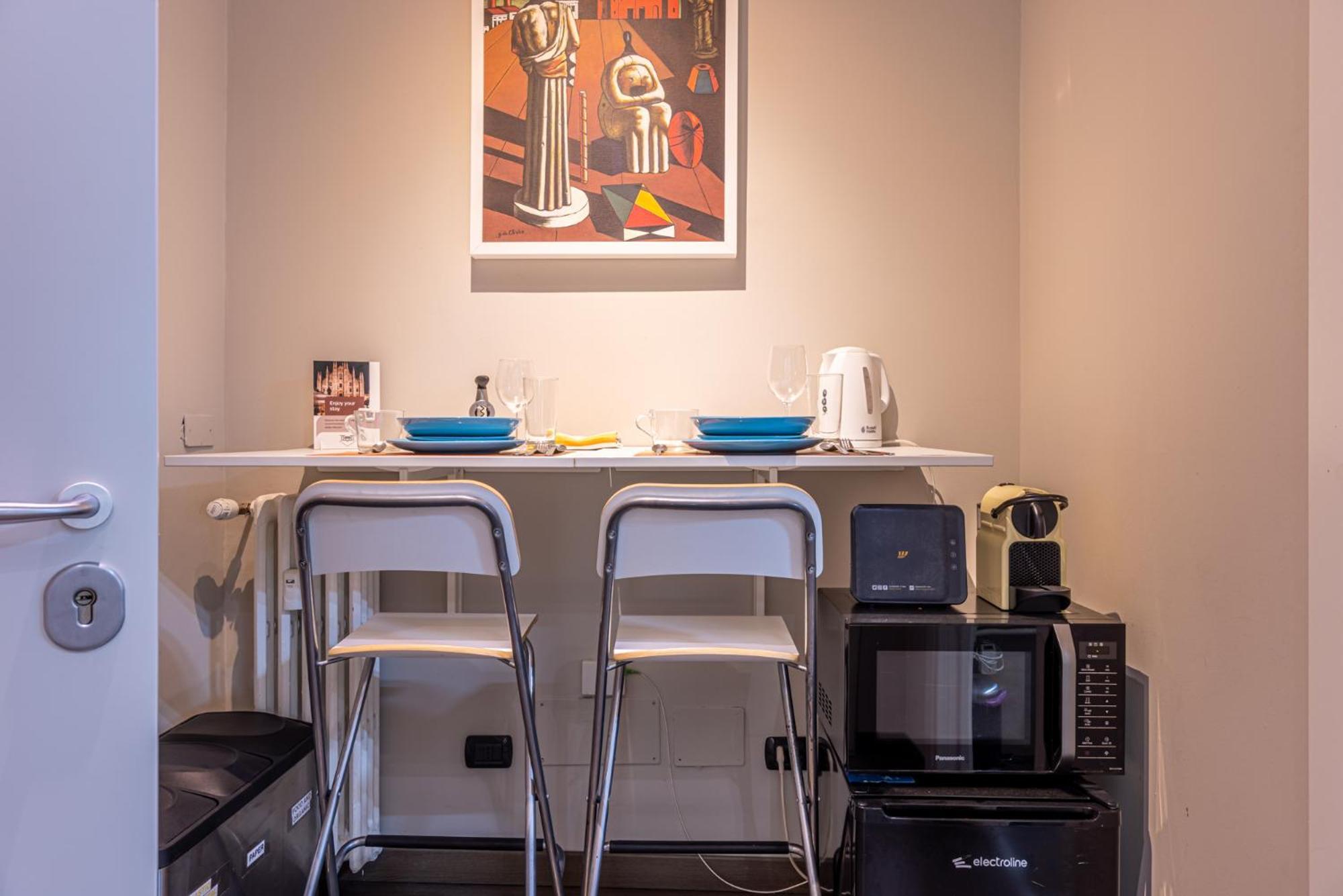 Sant' Ambrogio Flat Apartment Милано Екстериор снимка