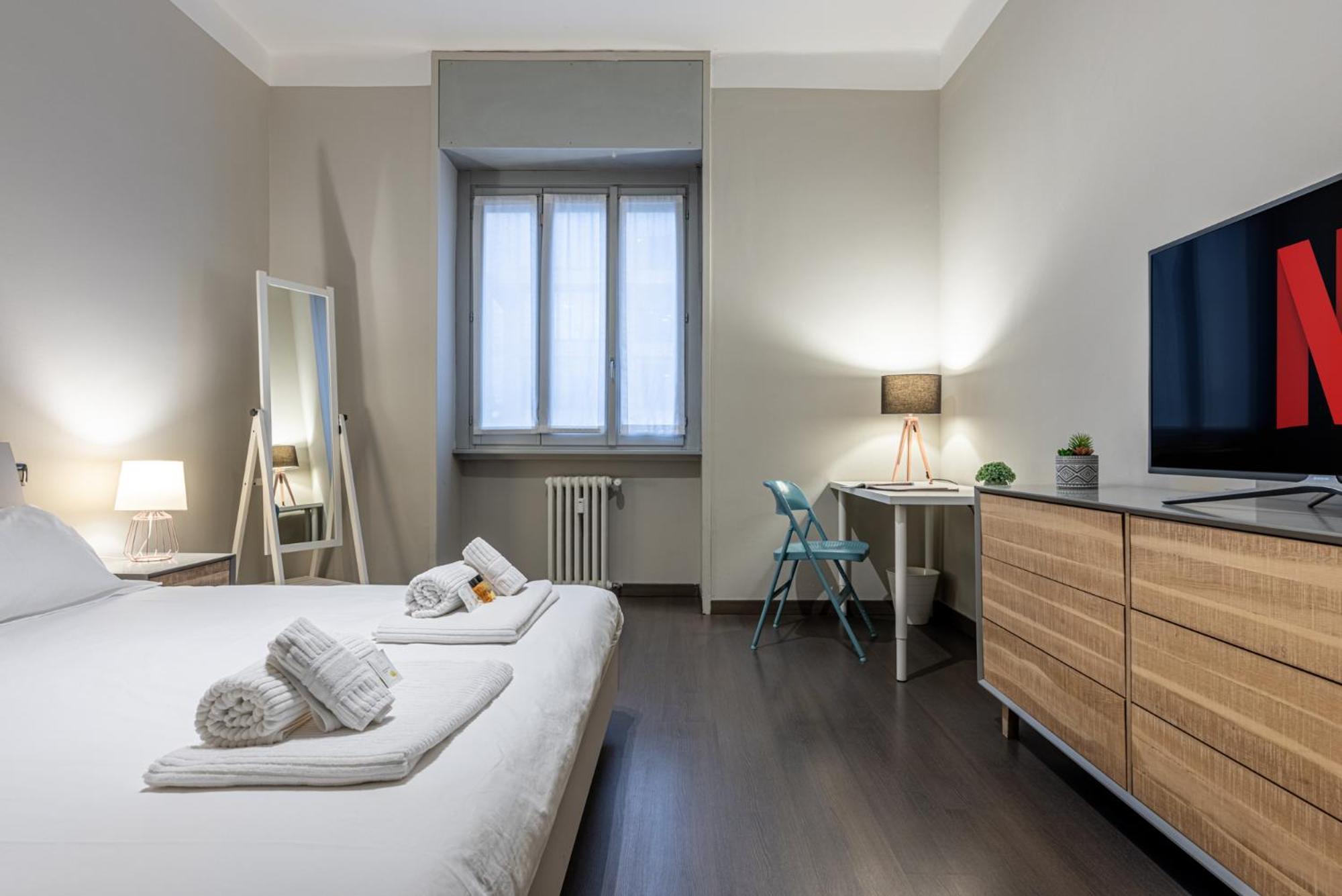 Sant' Ambrogio Flat Apartment Милано Екстериор снимка
