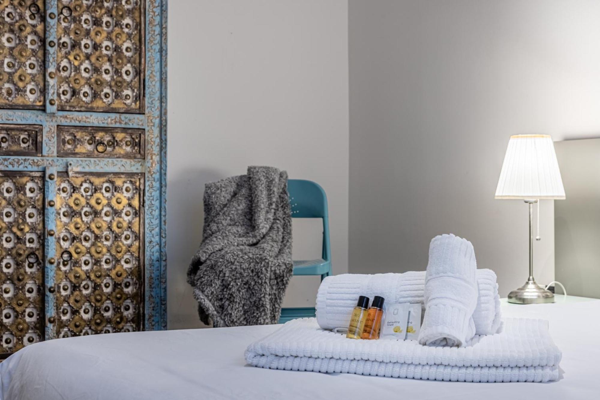 Sant' Ambrogio Flat Apartment Милано Екстериор снимка