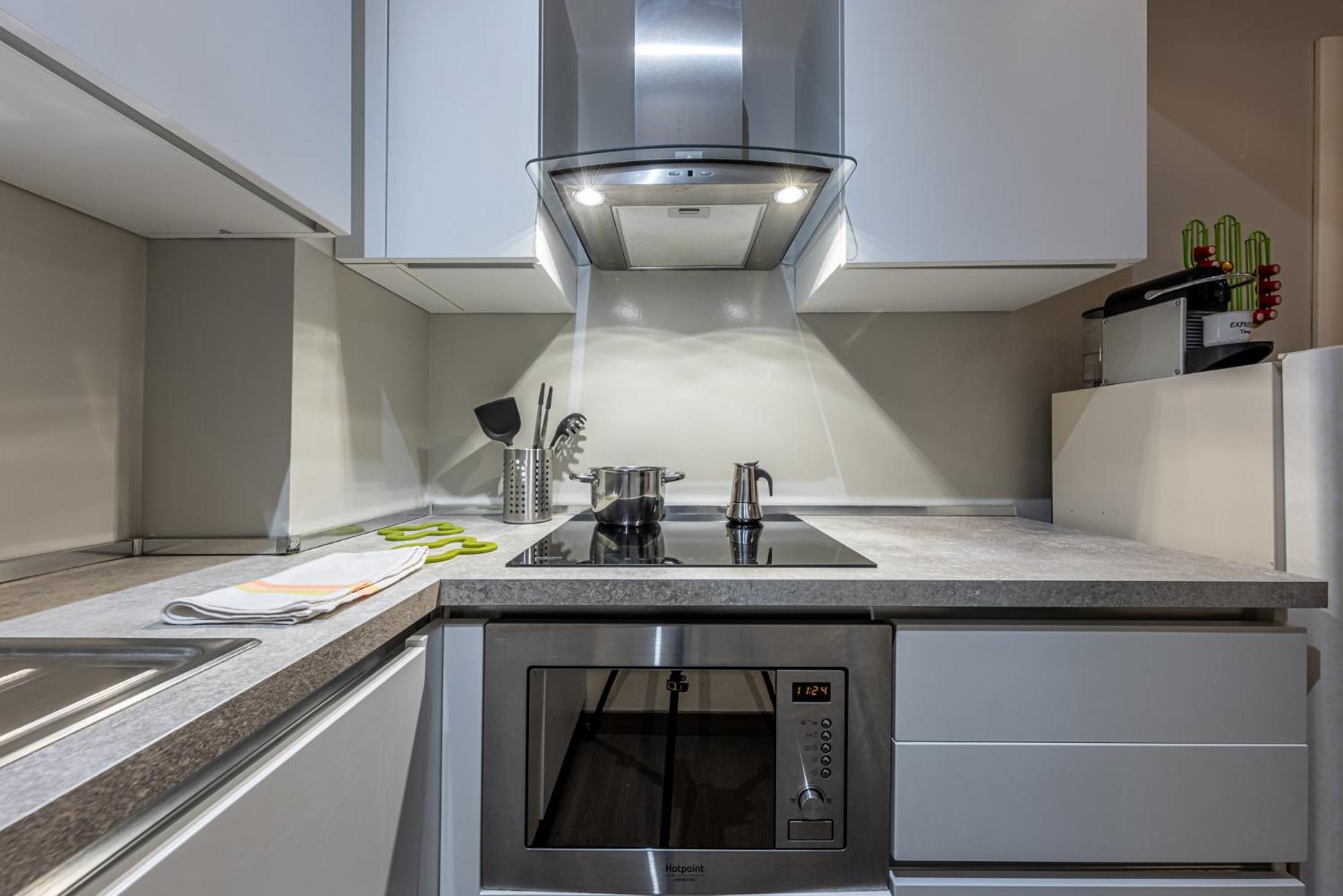 Sant' Ambrogio Flat Apartment Милано Екстериор снимка