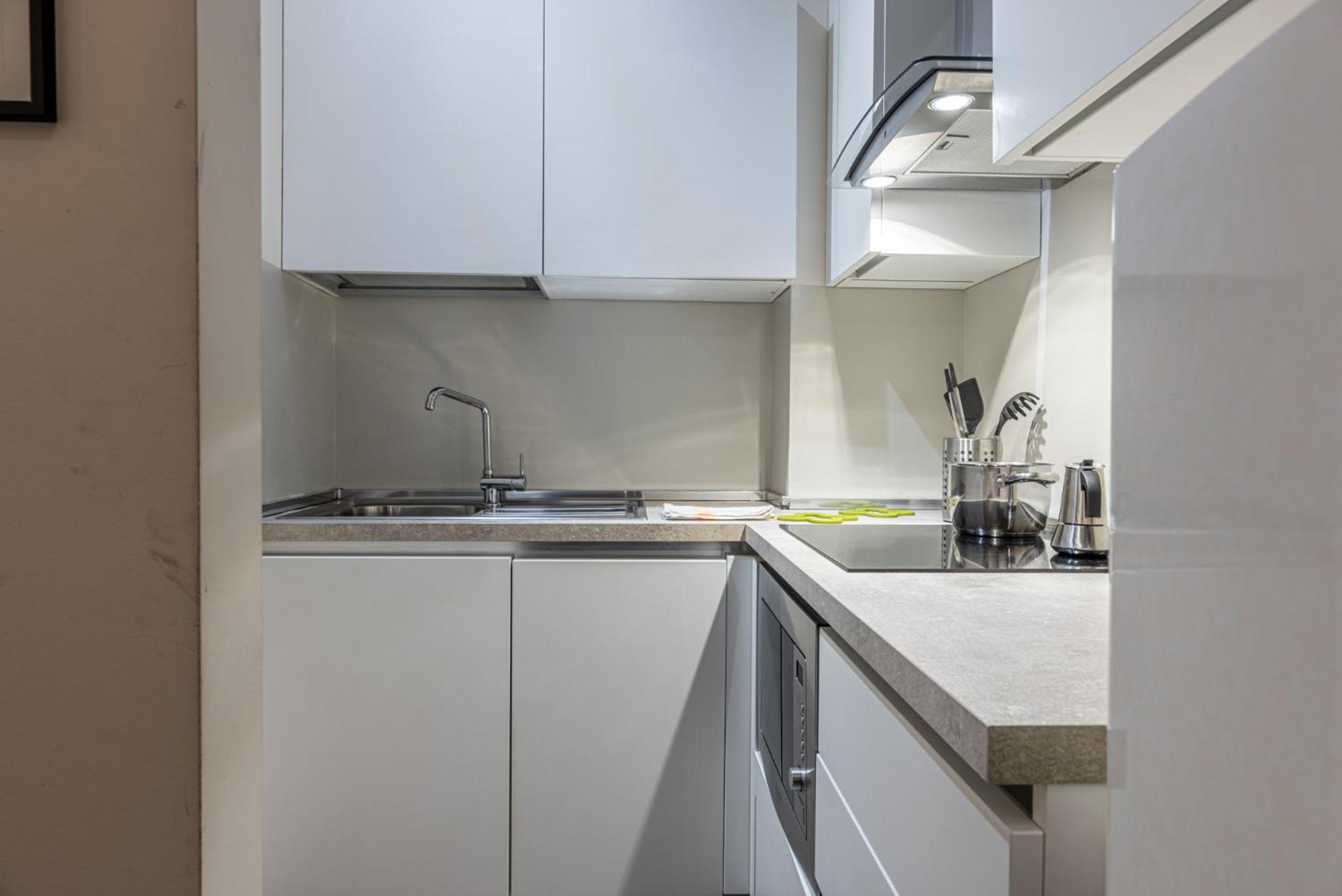 Sant' Ambrogio Flat Apartment Милано Екстериор снимка